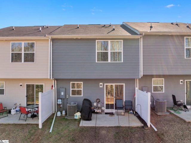 35 Tidworth Drive, Greer, SC 29651