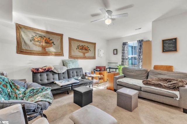 35 Tidworth Drive, Greer, SC 29651