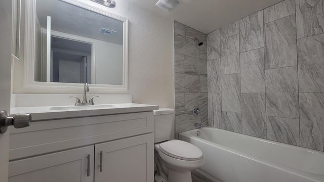 8739 W Indianola Avenue, Phoenix, AZ 85037