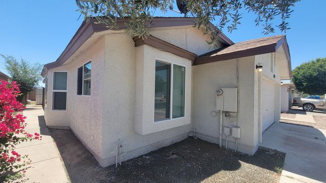 8739 W Indianola Avenue, Phoenix, AZ 85037