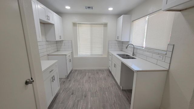 8739 W Indianola Avenue, Phoenix, AZ 85037
