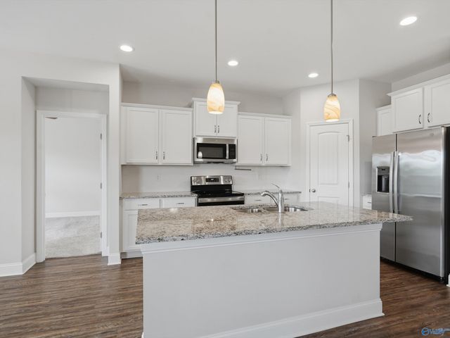 29540 Canoe Circle NW, Harvest, AL 35749