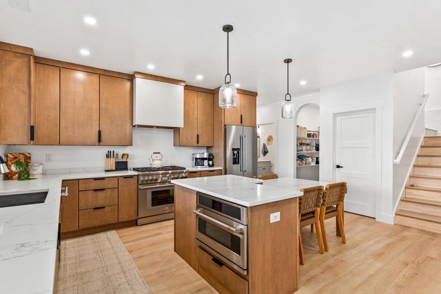 W5702 North DRIVE, Elkhorn, WI 53121