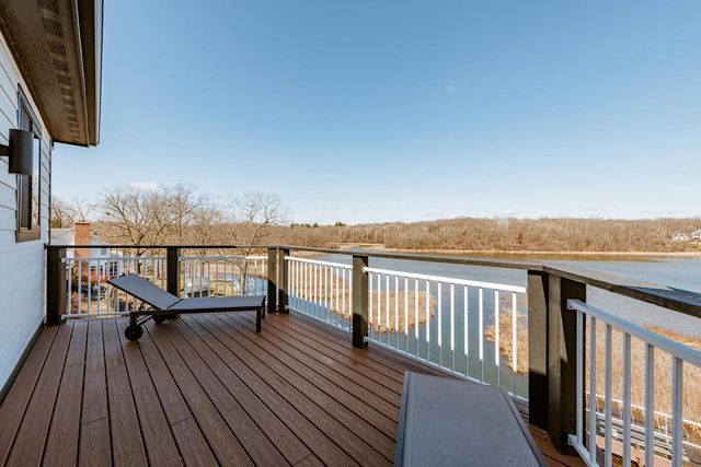W5702 North DRIVE, Elkhorn, WI 53121