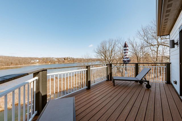 W5702 North DRIVE, Elkhorn, WI 53121
