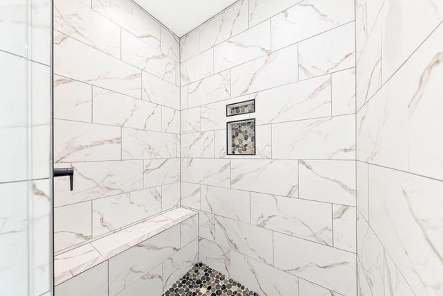W5702 North DRIVE, Elkhorn, WI 53121