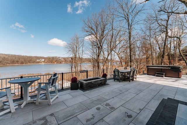 W5702 North DRIVE, Elkhorn, WI 53121