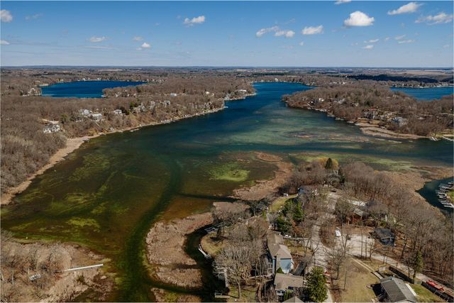 W5702 North DRIVE, Elkhorn, WI 53121