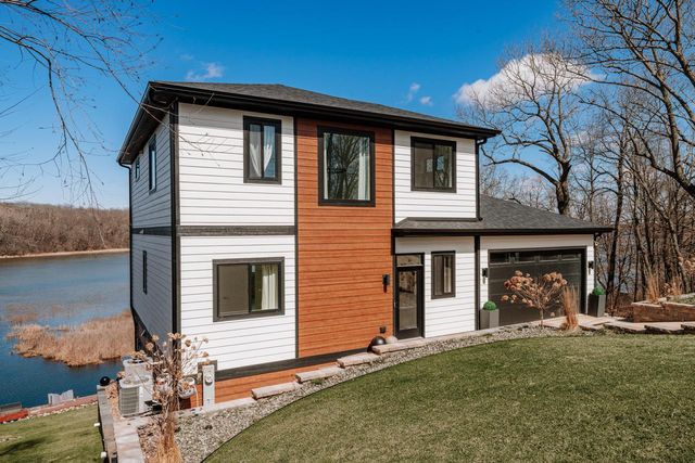 W5702 North DRIVE, Elkhorn, WI 53121