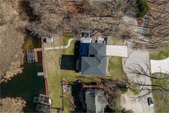 W5702 North DRIVE, Elkhorn, WI 53121
