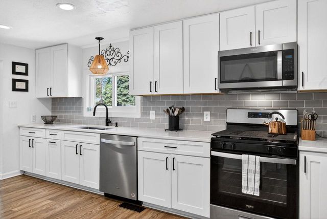 739 PARK STREET, Wrightstown, WI 54180