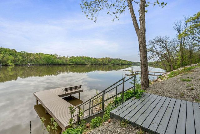739 PARK STREET, Wrightstown, WI 54180