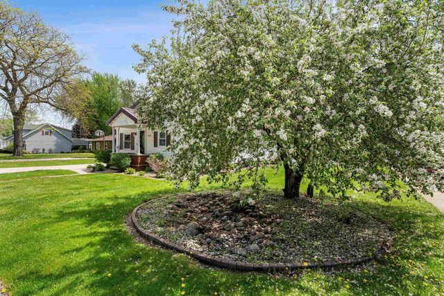 739 PARK STREET, Wrightstown, WI 54180