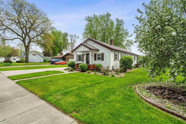 739 PARK STREET, Wrightstown, WI 54180