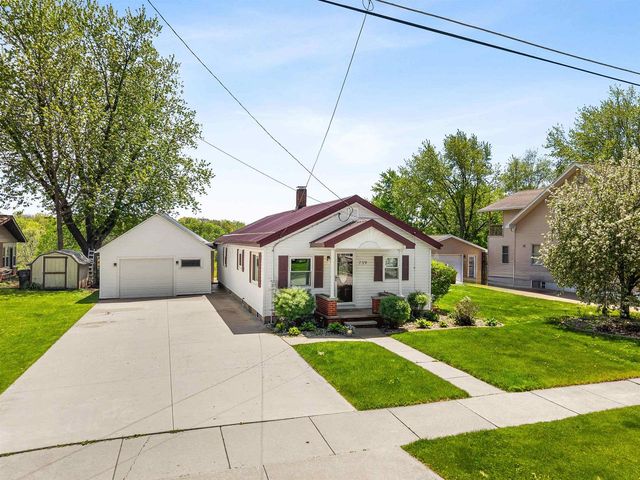 739 PARK STREET, Wrightstown, WI 54180