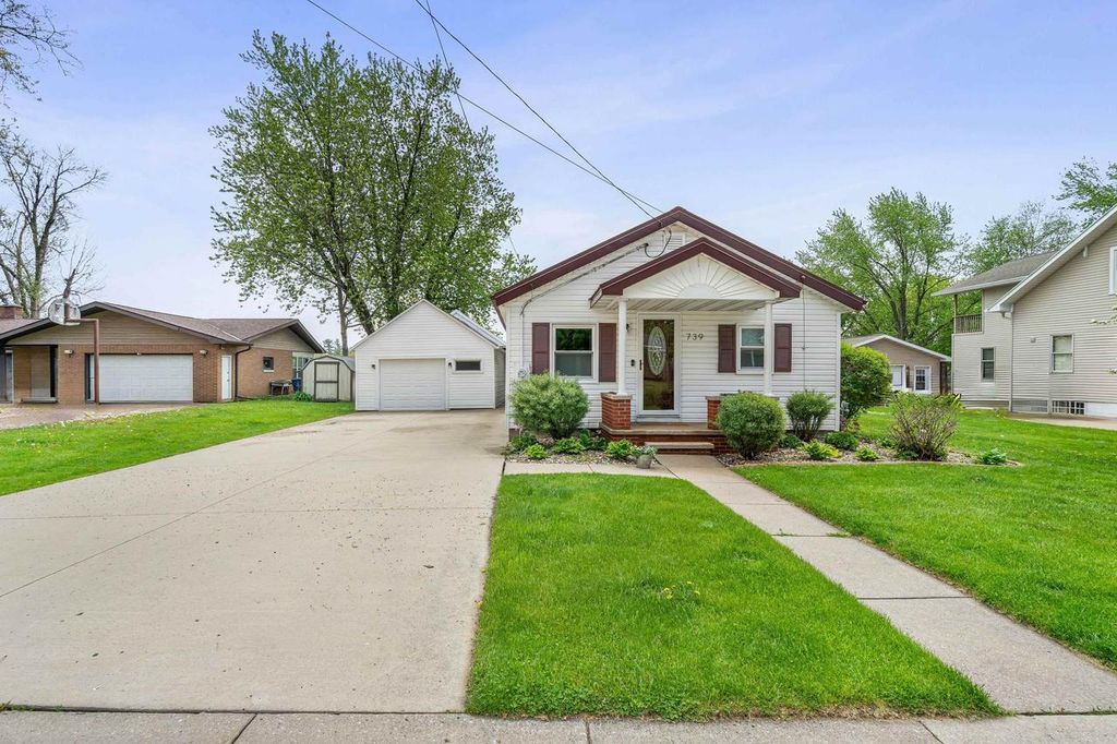 739 PARK STREET, Wrightstown, WI 54180