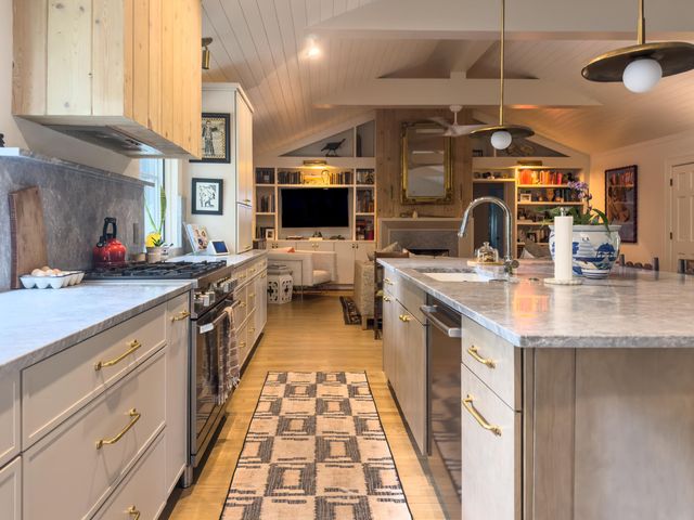 971 Cliffwood Drive, Mount Pleasant, SC 29464
