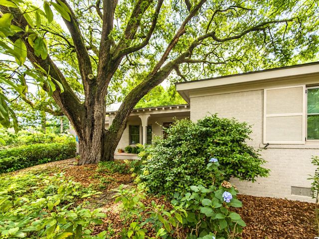 971 Cliffwood Drive, Mount Pleasant, SC 29464
