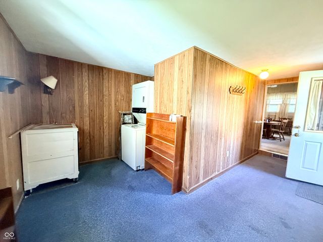 205 W Walnut Street, Waynetown, IN 47990