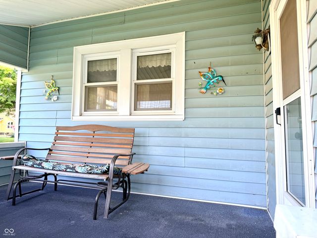 205 W Walnut Street, Waynetown, IN 47990