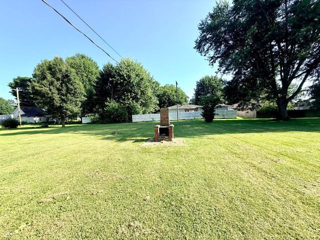 205 W Walnut Street, Waynetown, IN 47990