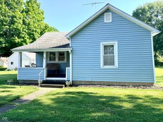 205 W Walnut Street, Waynetown, IN 47990