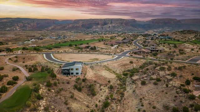 303 Meridian Loop, Grand Junction, CO 81507