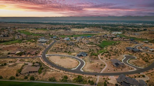 303 Meridian Loop, Grand Junction, CO 81507