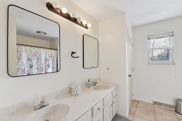 7953 Quebec Court, West Chester, OH 45241