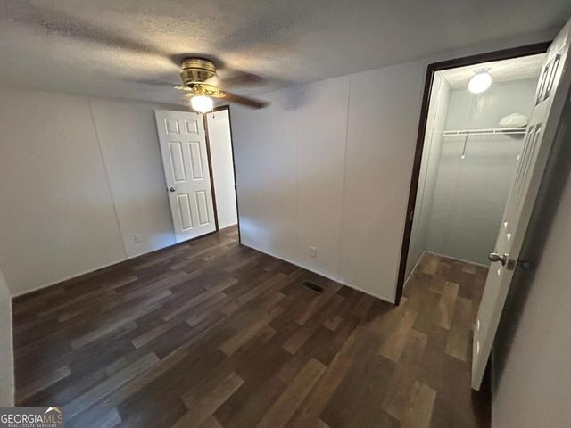 69 Gold Lake Drive, Cleveland, GA 30528