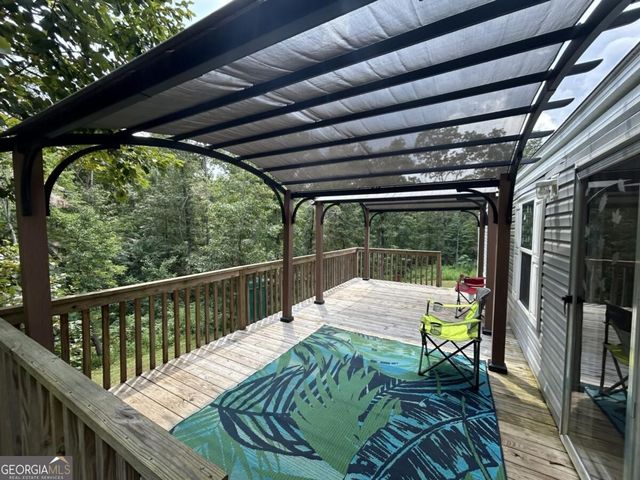 69 Gold Lake Drive, Cleveland, GA 30528