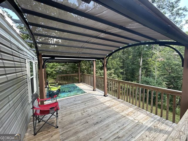 69 Gold Lake Drive, Cleveland, GA 30528