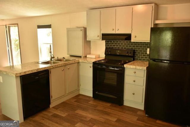 69 Gold Lake Drive, Cleveland, GA 30528
