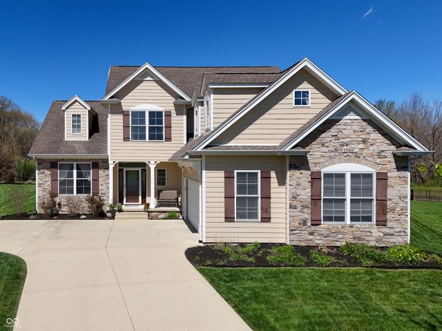 1735 Brookfield Drive, Columbus, IN 47201