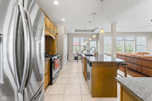 1735 Brookfield Drive, Columbus, IN 47201