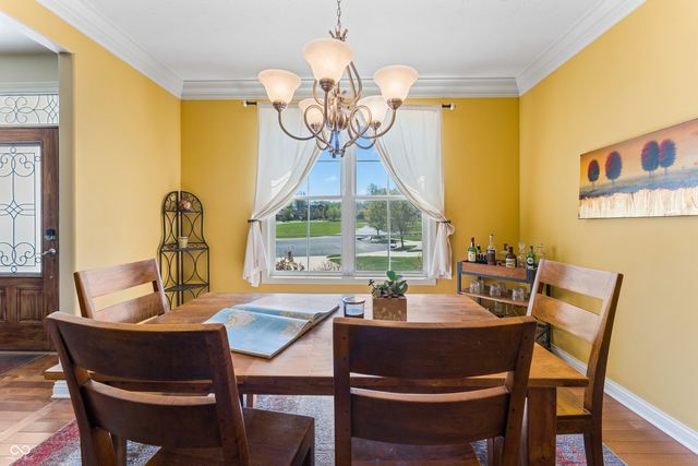 1735 Brookfield Drive, Columbus, IN 47201
