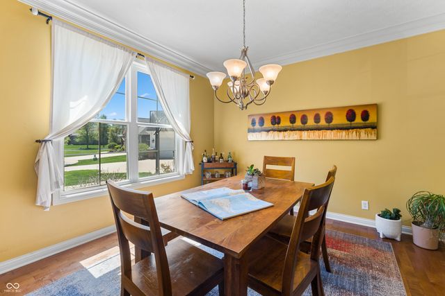 1735 Brookfield Drive, Columbus, IN 47201