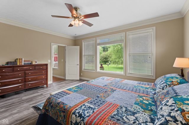 1735 Brookfield Drive, Columbus, IN 47201