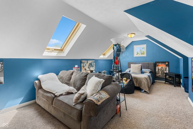 1735 Brookfield Drive, Columbus, IN 47201