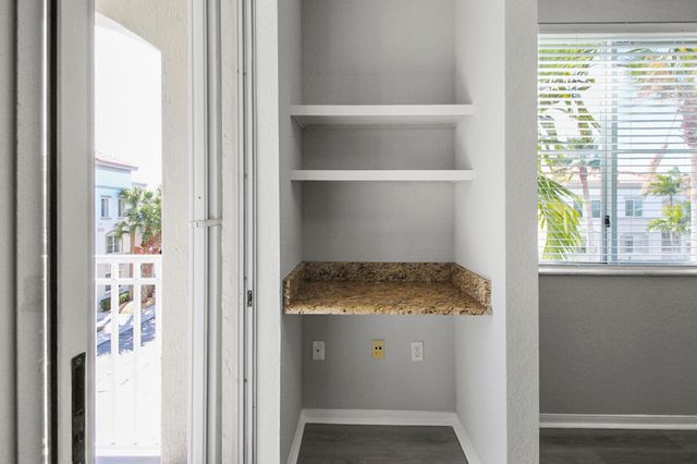 11025 Legacy Boulevard 302, Palm Beach Gardens, FL 33410