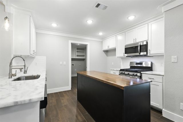4905 Wichita Street, Granbury, TX 76048