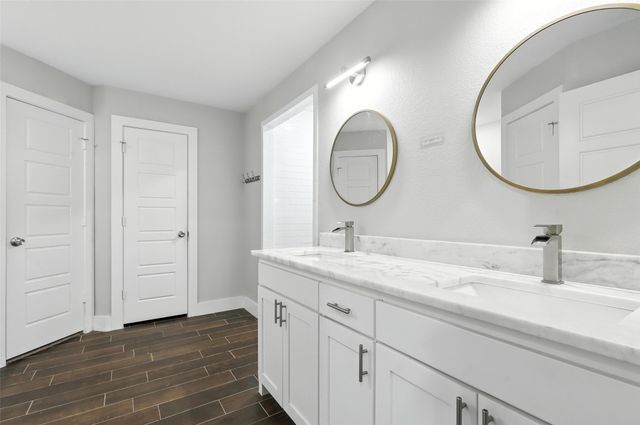 4905 Wichita Street, Granbury, TX 76048