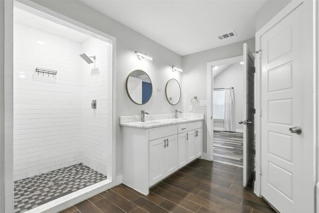 4905 Wichita Street, Granbury, TX 76048
