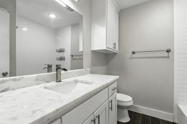 4905 Wichita Street, Granbury, TX 76048