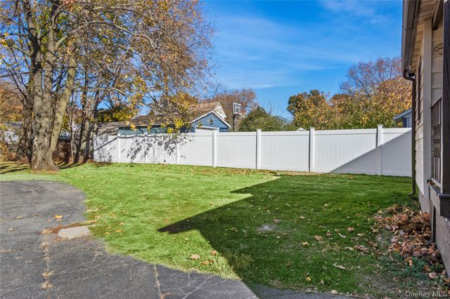 63 Railroad Street, Huntington Station, NY 11746