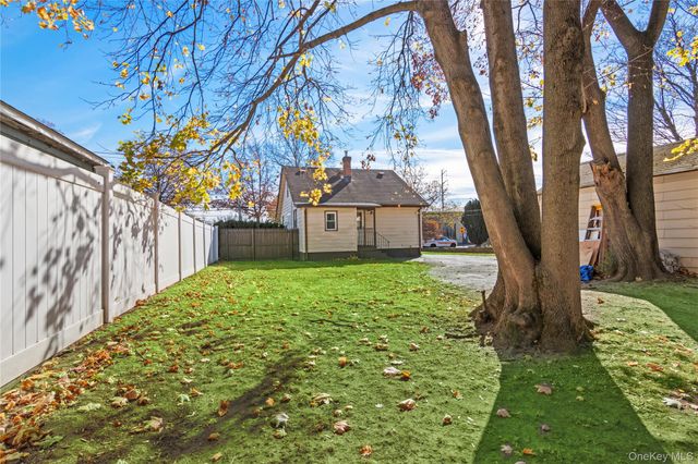 63 Railroad Street, Huntington Station, NY 11746