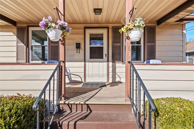 63 Railroad Street, Huntington Station, NY 11746