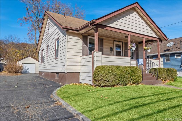 63 Railroad Street, Huntington Station, NY 11746