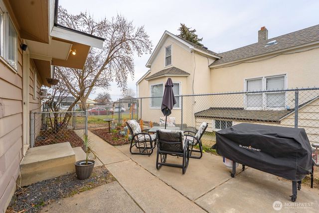 247 NW D Street, Ephrata, WA 98823