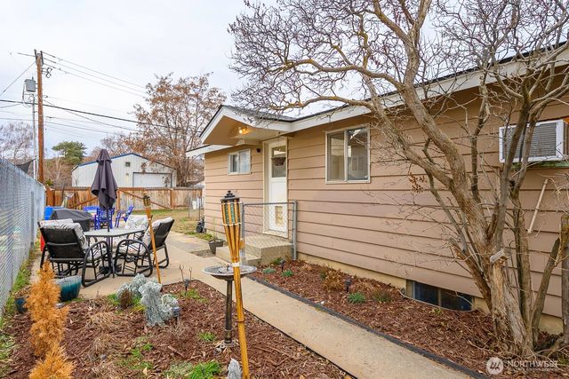 247 NW D Street, Ephrata, WA 98823